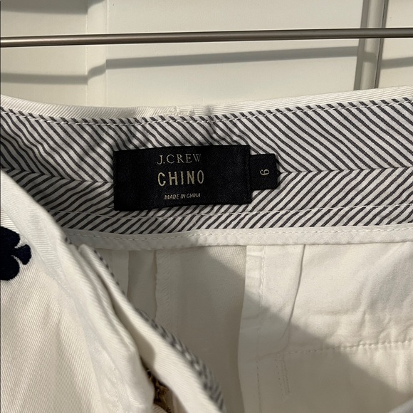 J. Crew Chino Shorts, size 6, Embroidered Fish - Picture 3 of 4